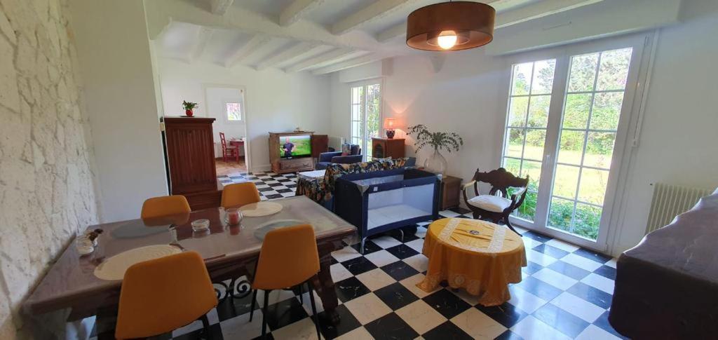Maison Au Calme Avec Jardin Pres Du Chateau, Foret Et Plage Condette Ngoại thất bức ảnh